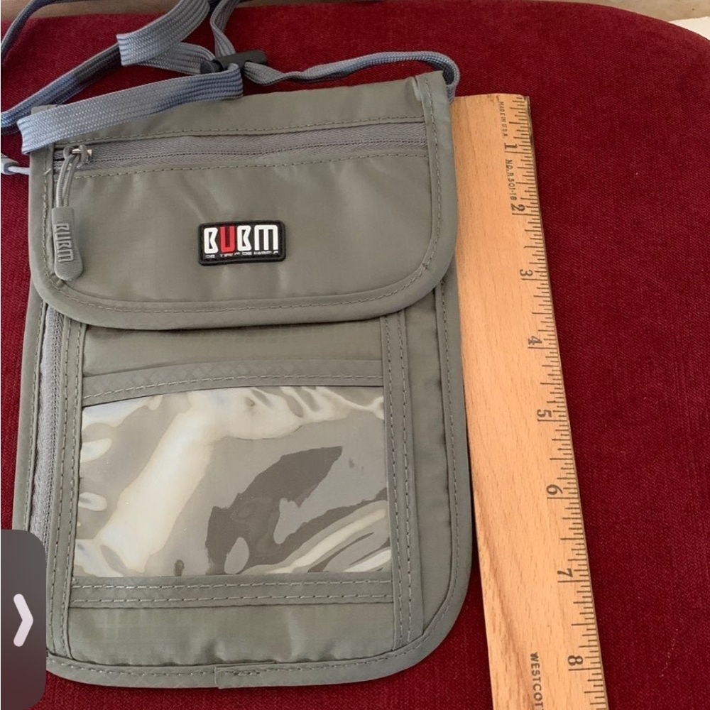Neck Wallet/RFID Waterproof Pouch - Picture 9 of 9